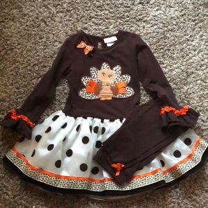 Girl sz 7 Thanksgiving dress & matching leggings😍